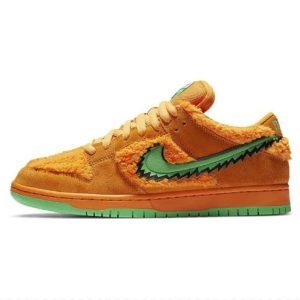 SB Dunks - 011